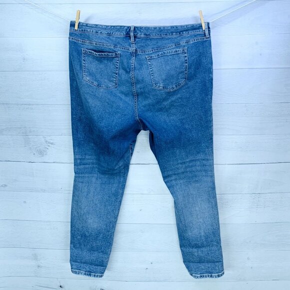 Torrid Womens Boyfriend Straight Vintage Stretch Mid-Rise Jean Distressed 20R - Picture 7 of 14